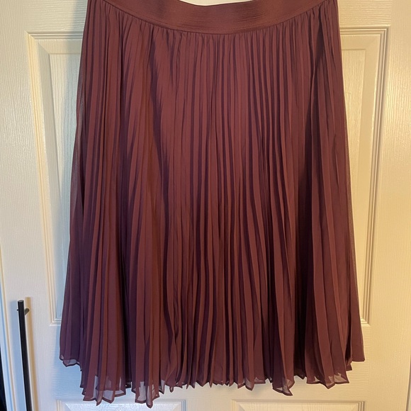 Lane Bryant A-Line Skirt in Deep Purple - Picture 1 of 2